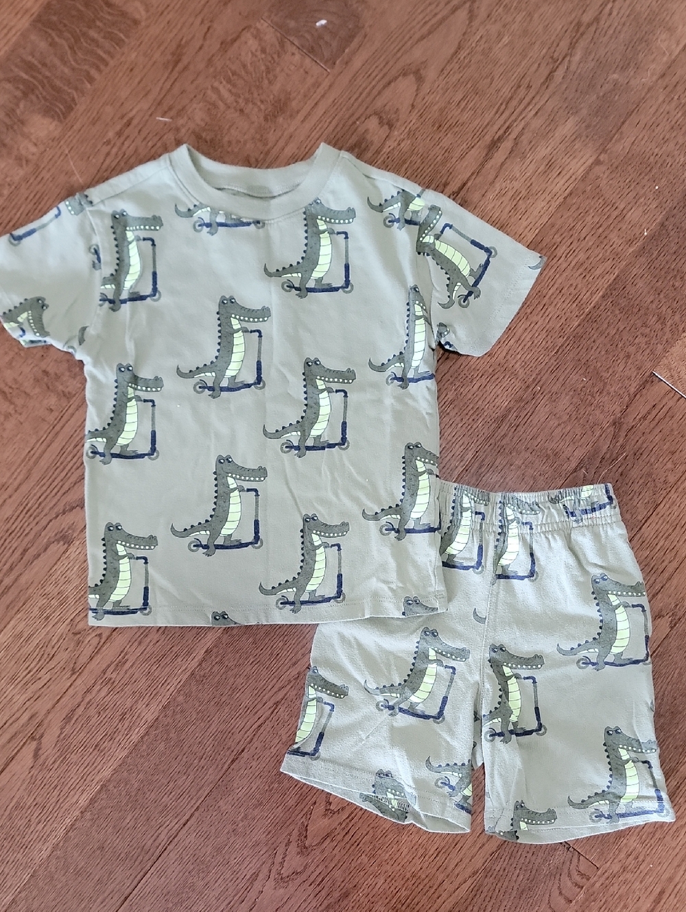Garanimals Olive Green Alligator Pajama Set